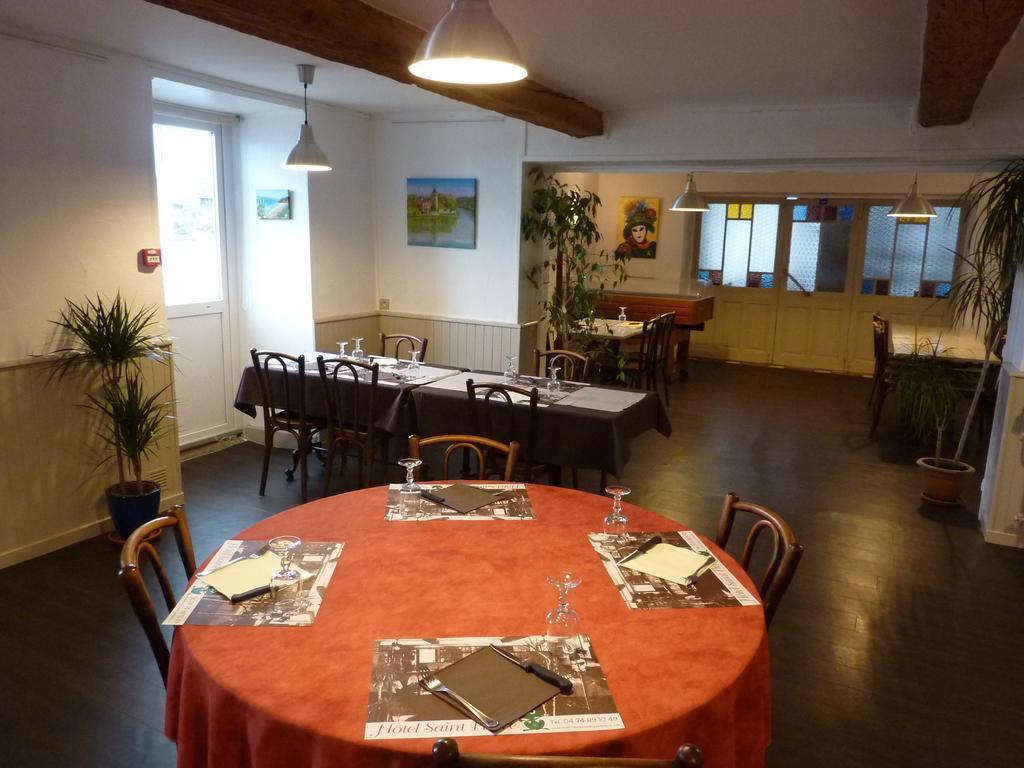 Hotel Saint Pierre Les Sauvages  Eksteriør bilde