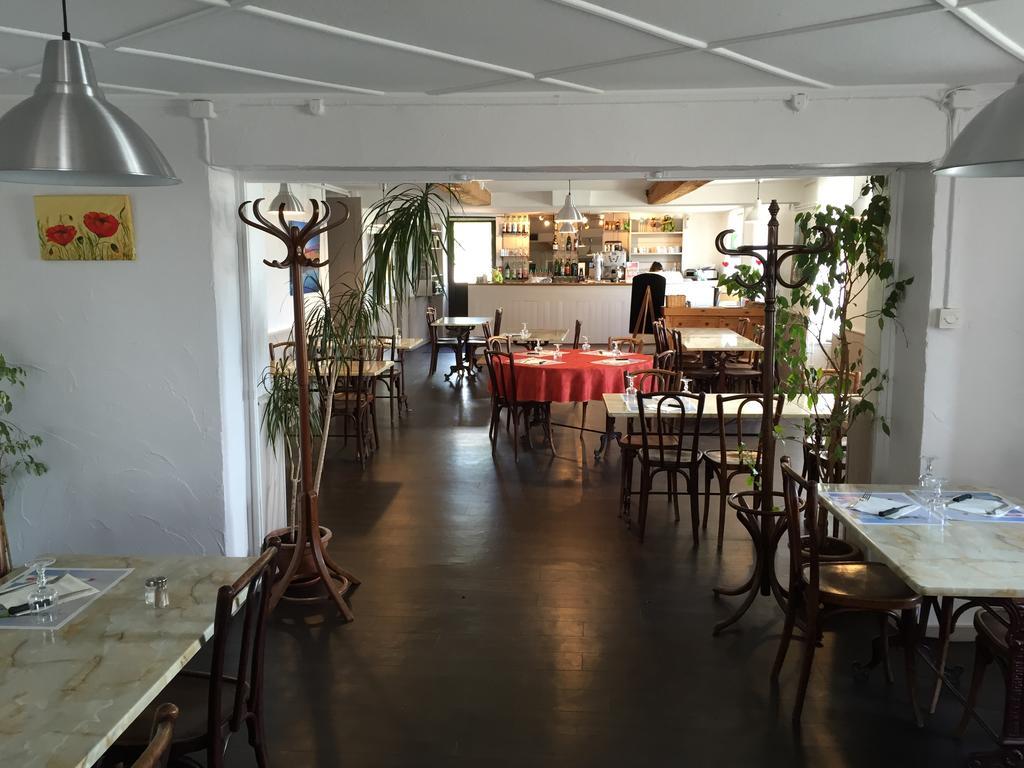 Hotel Saint Pierre Les Sauvages  Eksteriør bilde