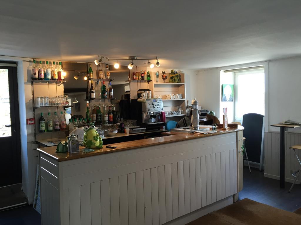 Hotel Saint Pierre Les Sauvages  Eksteriør bilde